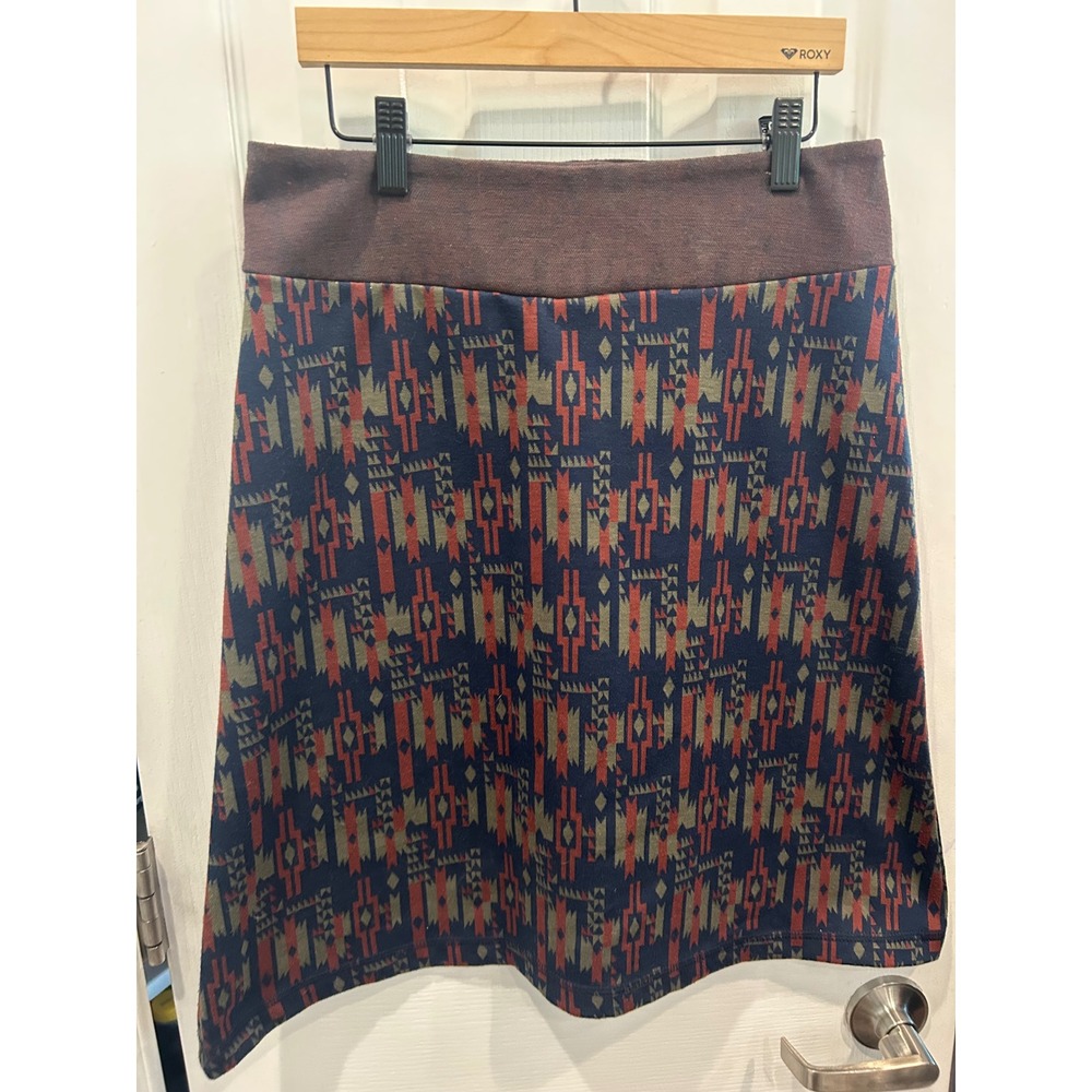 KAVU Mini Skirt Navy Blue Southwestern Geometric Print Stretch Jersey Outdoor